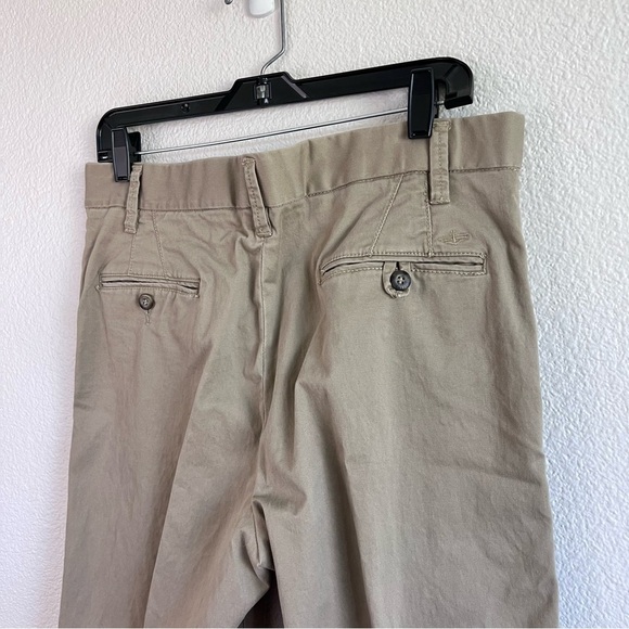 Dockers Premium Men’s Flat Front Straight Fit Khaki Pants - Picture 7 of 14